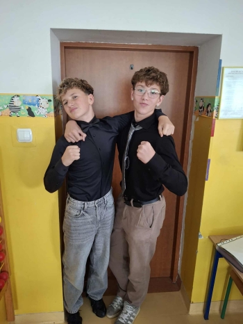 b1a18a60-1554-4a84-b032-7aa25d572187