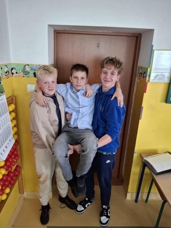 4d1893ff-649f-4478-b9a5-88d596c2d2d1