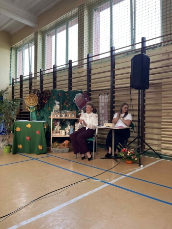 8f511cc2-0e28-4fa6-a5e6-f1109e988c11