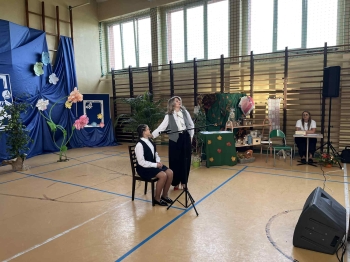 794a9129-2124-4b2a-9fe7-6e89912c8d2b