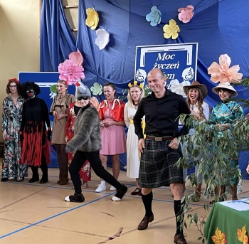 a4b92b03-87e3-4e1d-b3ba-5994b085a0b7 (1)