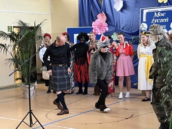 118b00cf-45b2-4d65-b1b3-a254ef16431c