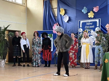 d4d3e2c3-319b-454a-9620-76c967111427