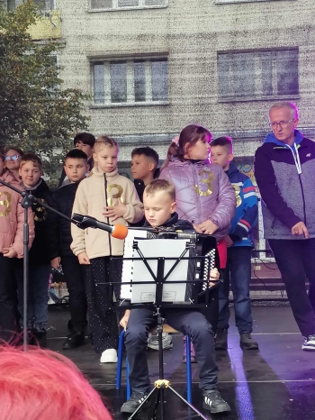 60bd572b-a5ba-4905-98ef-f651e008fbdf