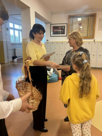 8765921e-0294-4443-8393-e8f8f094fbf7