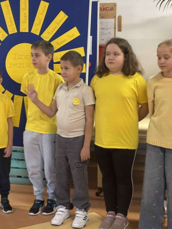 425ff081-231f-468a-9a4f-066ba2a47d94