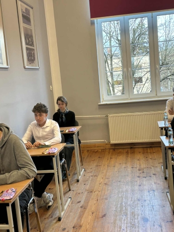 f35b6ead-119a-4fa9-b93f-e412e2ca0645