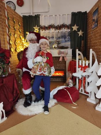 c6ecd9cb-90fe-4d78-b44d-018660369e26