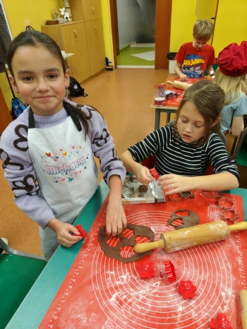 a4f34944-4e08-43b0-b090-0d251fdda872