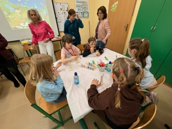 4eabb1ad-6ab0-44fc-a102-b3a227803490