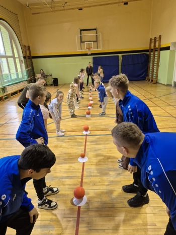 ca78fdf9-9db7-4b3a-a165-339f9d9949aa