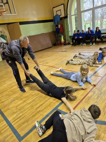 a2ef9f31-80cc-4975-94d2-06b76dbf1a10