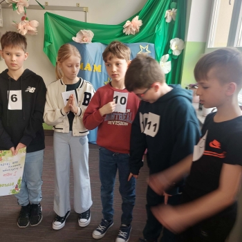 507b8e73-cd16-4acc-8dd1-ddfd6b177a43