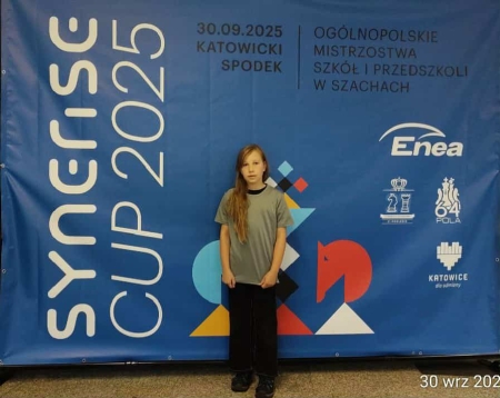 SUKCES ANNY SAWICKIEJ NA OGÓLNOPOLSKICH MISTRZOSTWACH SZKÓŁ I PRZEDSZKOLI W SZAC...