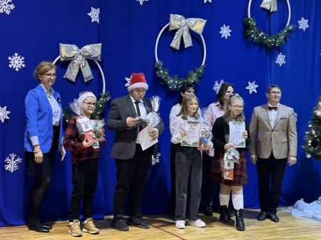 MIĘDZYSZKOLNY KONCERT KOLĘD I PASTORAŁEK